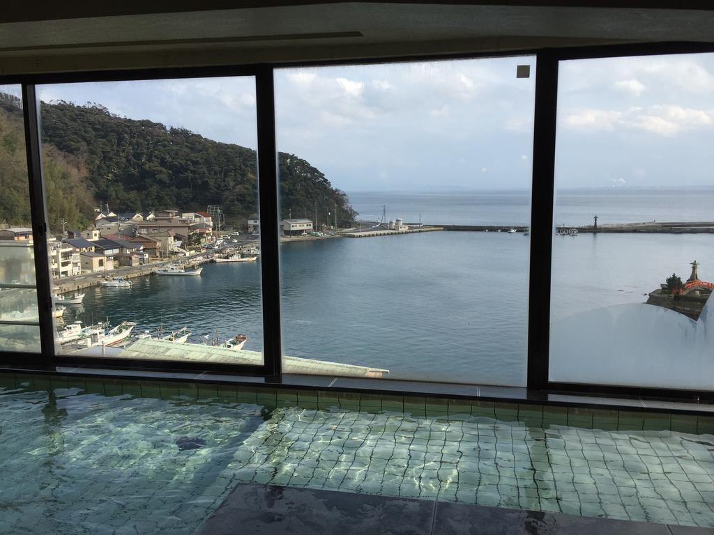 ホテル 美保館 美保関町 エクステリア 写真
