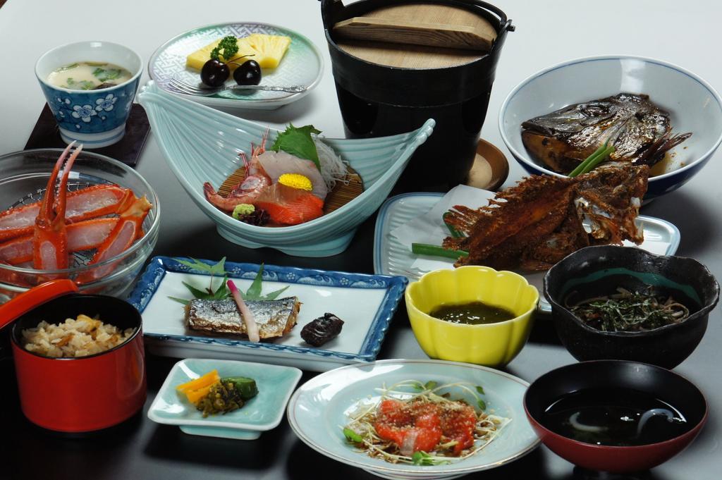 ホテル 美保館 美保関町 エクステリア 写真