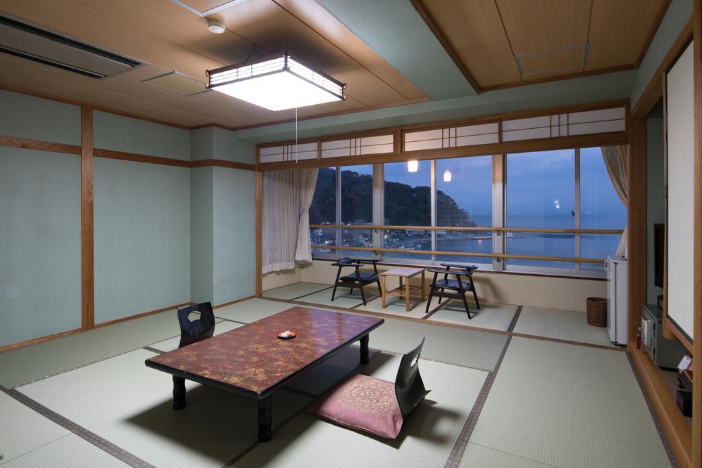 ホテル 美保館 美保関町 エクステリア 写真